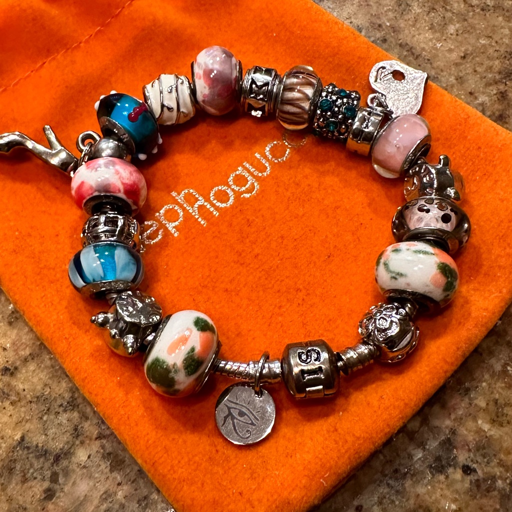 Joseph Noguchi Iris Beaded Charm Bracelet